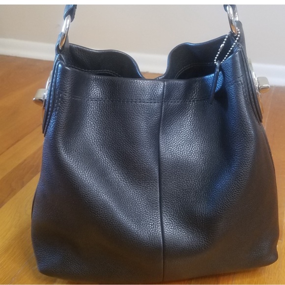 Stylish black Coach Penelope Hobo Leather handbag with silver hardware. - Picture 10 of 16